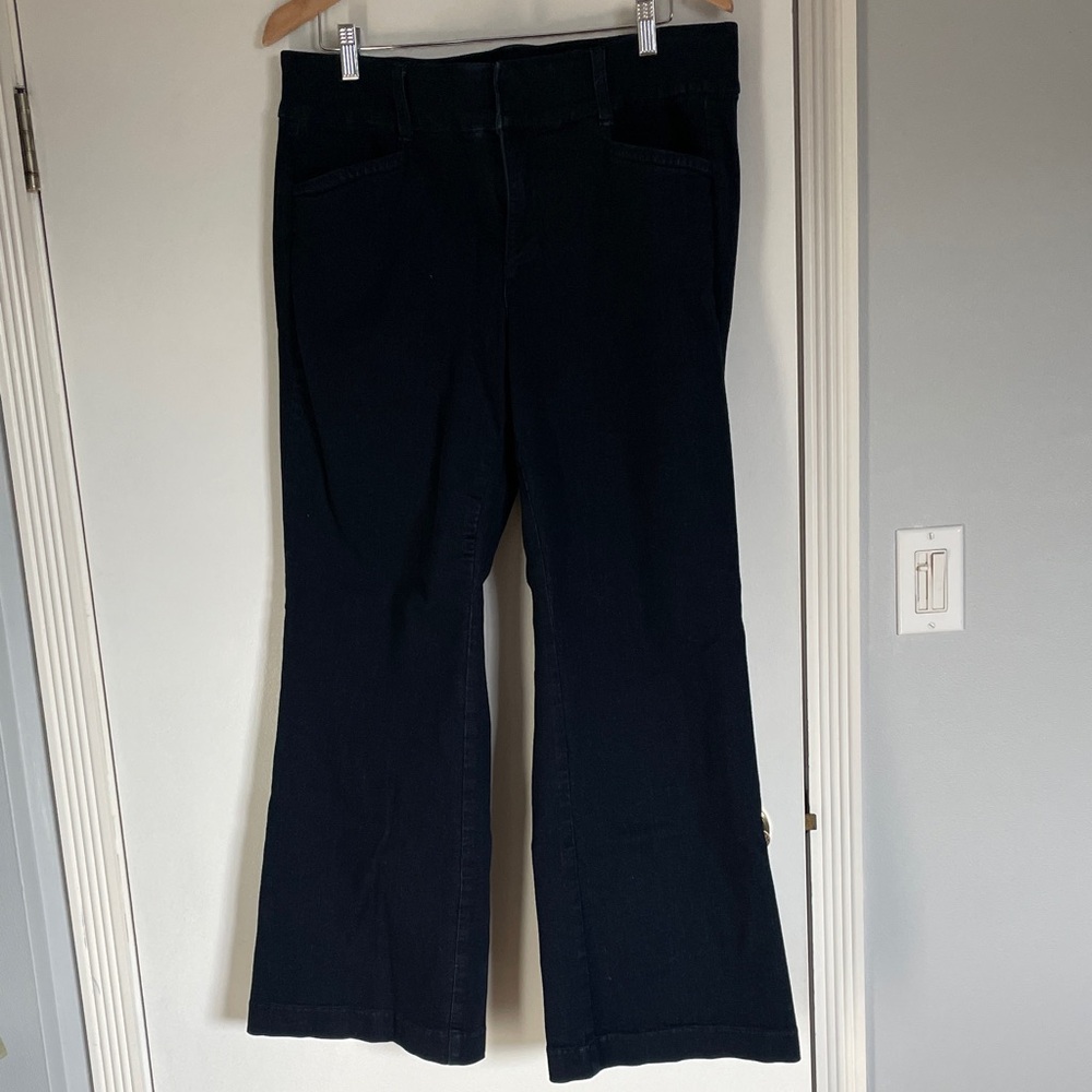 Size 14 Studio by Torrid Dark Blue Flared Jeans
